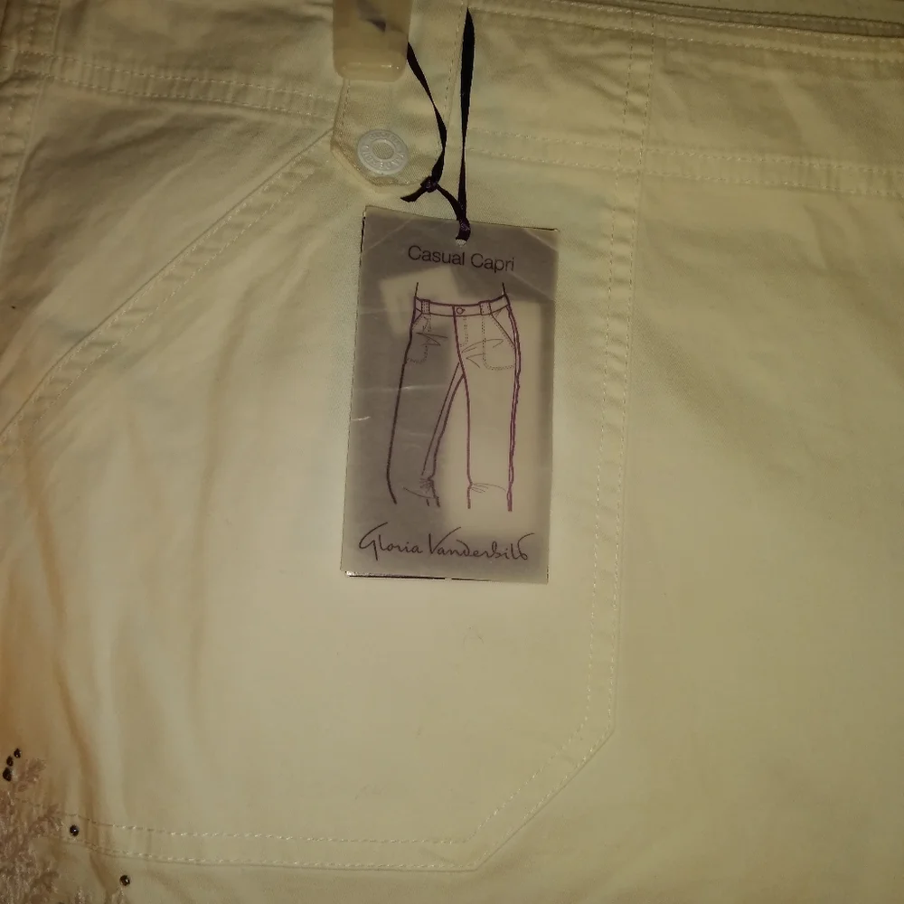 Gloria Vanderbilt plus size - Picture 5 of 7